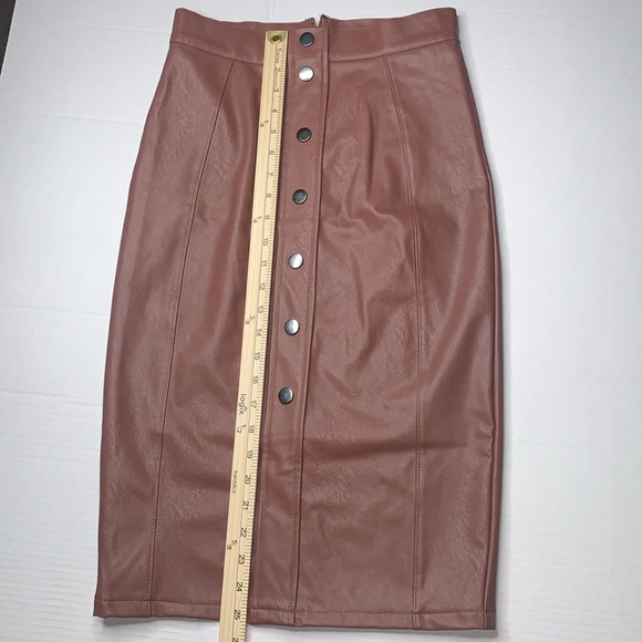Ookie & Lala Faux Leather Skirt in Luggage. Small - Picture 6 of 12